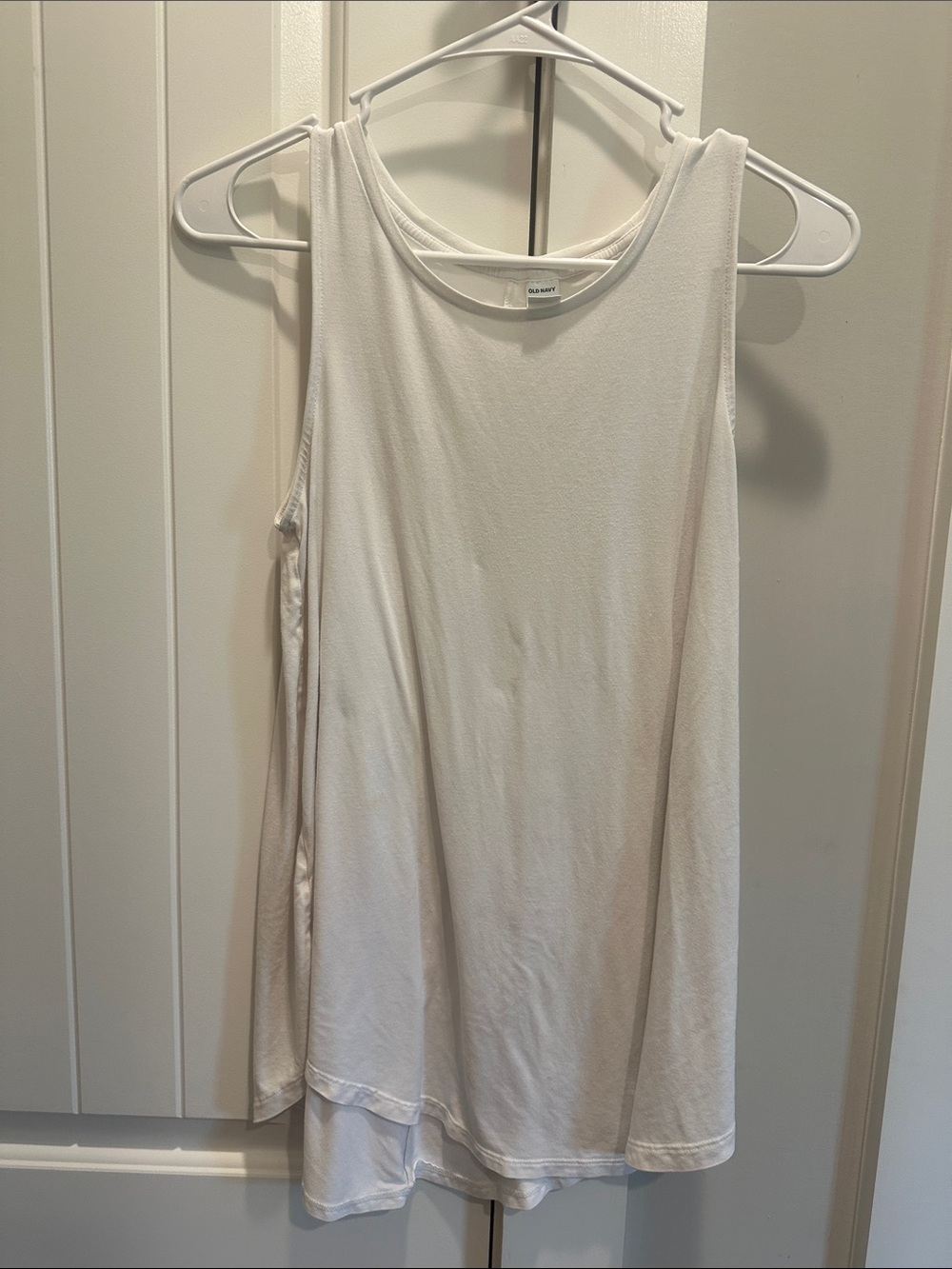 Old Navy White Sleeveless Tank Top